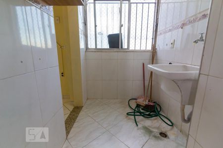 Apartamento à venda com 80m², 2 quartos e 2 vagasÁrea de Serviço