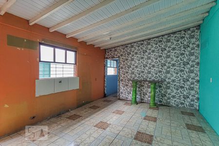 Sala e cozinha de casa à venda com 1 quarto, 56m² em Feitoria, São Leopoldo