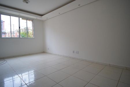 Sala de casa de condomínio à venda com 4 quartos, 95m² em Jardim Itu Sabará, Porto Alegre
