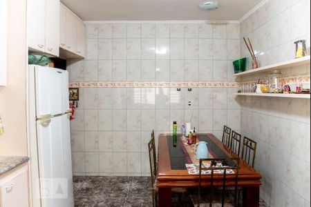 Casa à venda com 544m², 4 quartos e 8 vagas Casa à venda com 544m², 4 quartos e 8 vagasCozinha