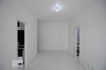 Sala de apartamento para alugar com 1 quarto, 50m² em Glória , Rio de Janeiro