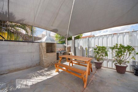 Apartamento para alugar com 64m², 2 quartos e 1 vaga Apartamento para alugar com 64m², 2 quartos e 1 vagaÁrea comum - Churrasqueira