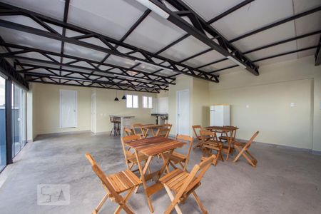 Apartamento para alugar com 64m², 2 quartos e 1 vaga Apartamento para alugar com 64m², 2 quartos e 1 vagaÁrea comum - Salão de festas