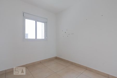 Quarto 1 de apartamento para alugar com 2 quartos, 64m² em Sarandi, Porto Alegre