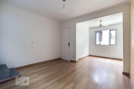 Sala de casa de condomínio para alugar com 3 quartos, 93m² em Dona Clara, Belo Horizonte