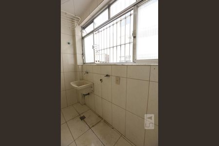 Apartamento para alugar com 95m², 3 quartos e 1 vagaÁrea de Serviço
