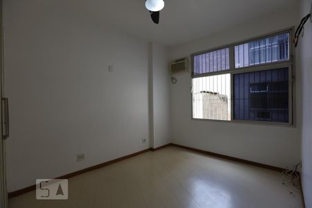 Apartamento para alugar com 95m², 3 quartos e 1 vagaQuarto 3