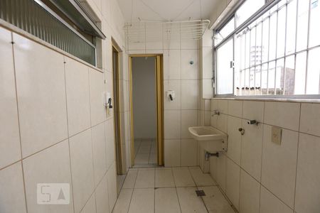 Apartamento para alugar com 95m², 3 quartos e 1 vagaÁrea de Serviço