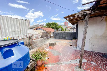 Casa para alugar com 190m², 1 quarto e sem vagaLage em cima da casa
