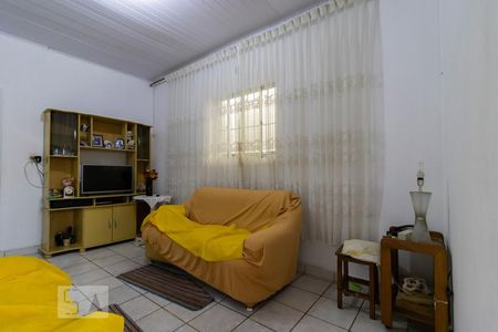 Sala de casa à venda com 3 quartos, 190m² em Vila Santo Estefano, São Paulo