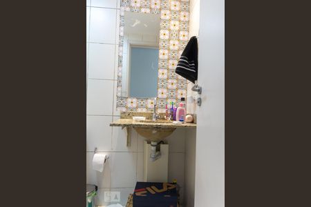 Banheiro de apartamento à venda com 2 quartos, 54m² em Paulicéia, São Bernardo do Campo