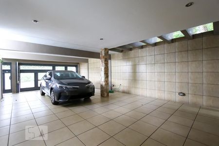 Casa à venda com 337m², 4 quartos e 4 vagasGaragem