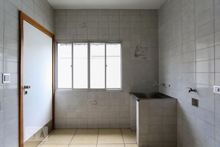 Casa à venda com 337m², 4 quartos e 4 vagasÁrea de serviço