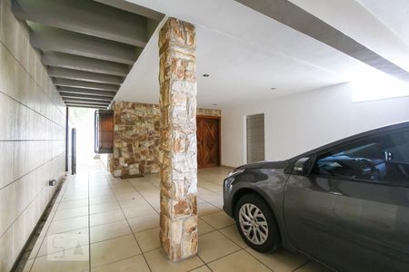 Casa à venda com 337m², 4 quartos e 4 vagasGaragem