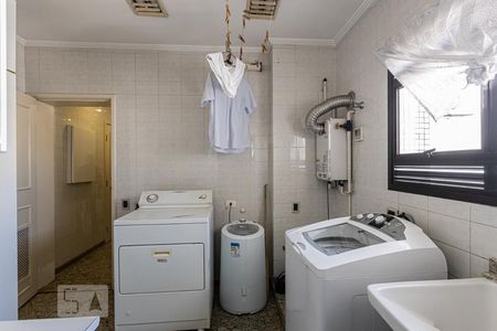 Apartamento à venda com 496m², 5 quartos e 5 vagasÁrea de Serviço