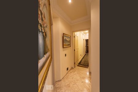 Apartamento à venda com 496m², 5 quartos e 5 vagasCorredor