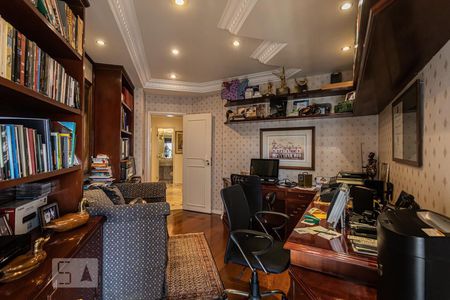 Apartamento à venda com 496m², 5 quartos e 5 vagasEscritório