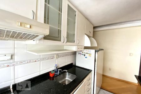 Cozinha de apartamento para alugar com 1 quarto, 34m² em Hamburgo Velho, Novo Hamburgo