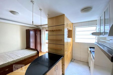 Sala, cozinha e dormitório de apartamento para alugar com 1 quarto, 34m² em Hamburgo Velho, Novo Hamburgo