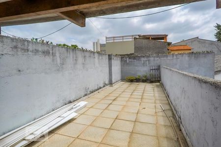 Sacada de casa à venda com 3 quartos, 200m² em Água Funda, São Paulo