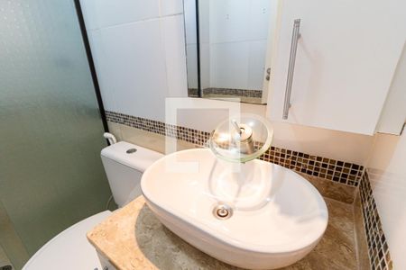 Apartamento à venda com 75m², 3 quartos e 1 vaga Apartamento à venda com 75m², 3 quartos e 1 vagaBanheiro 1