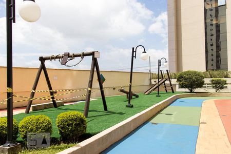 Apartamento à venda com 75m², 3 quartos e 1 vaga Apartamento à venda com 75m², 3 quartos e 1 vagaPlayground