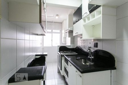 Apartamento à venda com 48m², 2 quartos e 1 vagaCozinha e Área de Serviço