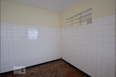 Casa à venda com 300m², 4 quartos e 6 vagasLavanderia