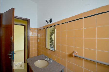 Casa à venda com 300m², 4 quartos e 6 vagasBanheiro Social