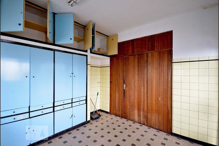 Casa à venda com 300m², 4 quartos e 6 vagasCozinha