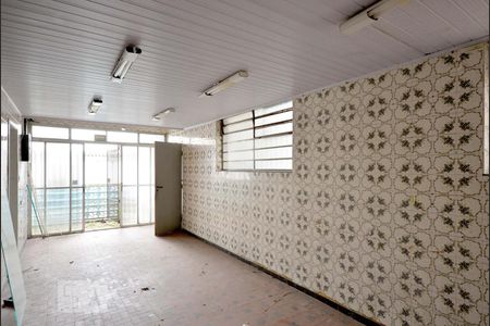 Casa à venda com 300m², 4 quartos e 6 vagasSalão de Festas