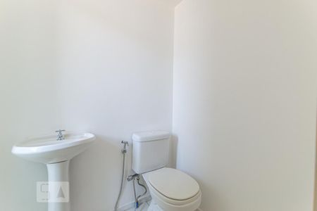 Apartamento para alugar com 62m², 2 quartos e sem vaga Apartamento para alugar com 62m², 2 quartos e sem vagaBanheiro da Suíte