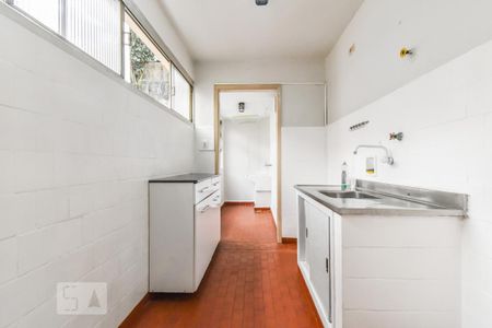 Cozinha de apartamento para alugar com 3 quartos, 73m² em Alto de Pinheiros, São Paulo