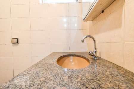 Apartamento para alugar com 73m², 3 quartos e 1 vaga Apartamento para alugar com 73m², 3 quartos e 1 vagaBanheiro