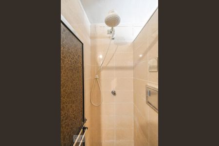 Banheiro de apartamento para alugar com 3 quartos, 73m² em Alto de Pinheiros, São Paulo