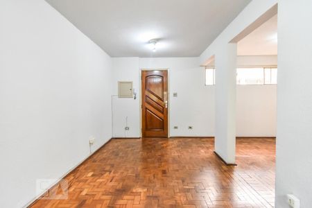 Sala de apartamento para alugar com 3 quartos, 73m² em Alto de Pinheiros, São Paulo
