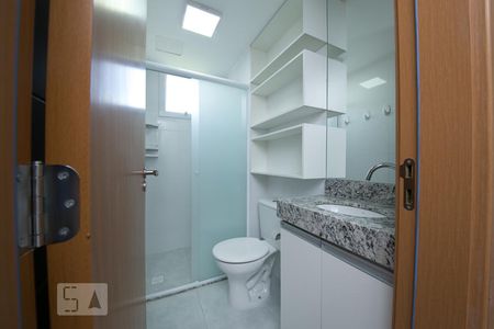 Banheiro de apartamento para alugar com 2 quartos, 46m² em Jardim Iris, São Paulo