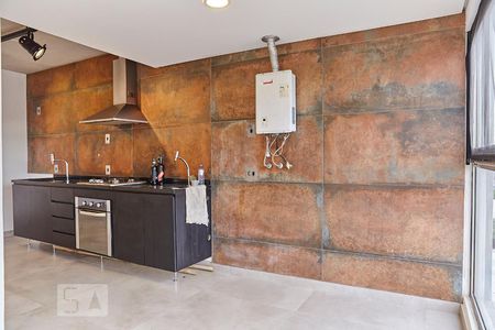 Apartamento à venda com 70m², 2 quartos e 1 vagaÁrea de Serviço