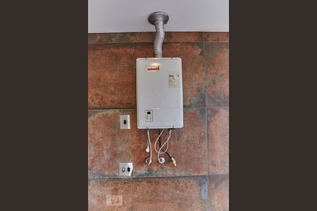 Apartamento à venda com 70m², 2 quartos e 1 vagaÁrea de Serviço