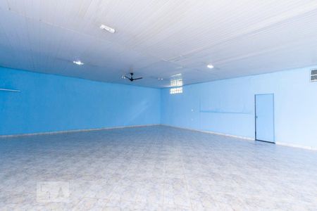 Casa para alugar com 400m², 3 quartos e 8 vagasSalão