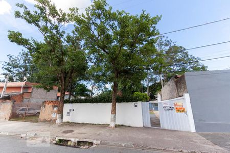 Casa para alugar com 400m², 3 quartos e 8 vagasFachada