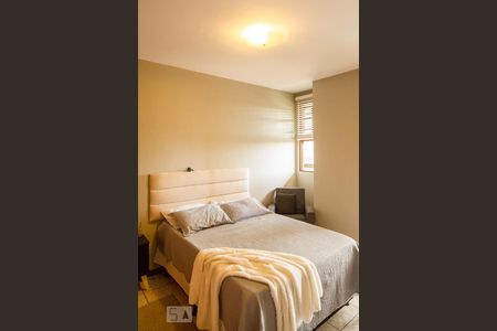 Casa à venda com 400m², 5 quartos e 5 vagas Casa à venda com 400m², 5 quartos e 5 vagasQuarto 2 (andar 2)