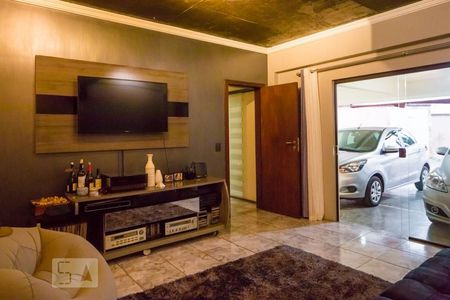 Casa à venda com 400m², 5 quartos e 5 vagas Casa à venda com 400m², 5 quartos e 5 vagasSala de filmes e música (andar 0)