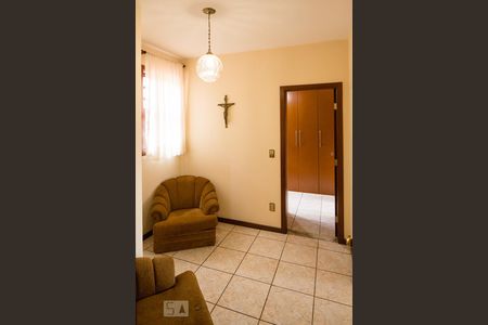 Casa à venda com 400m², 5 quartos e 5 vagas Casa à venda com 400m², 5 quartos e 5 vagasQuarto 1 Suíte (andar 2)