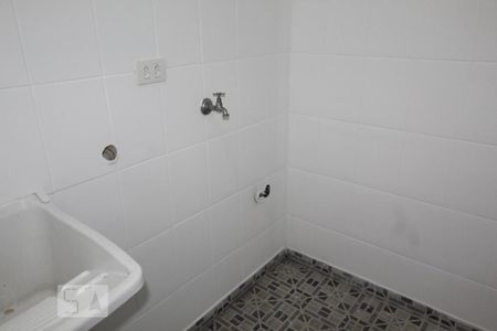 Casa para alugar com 130m², 2 quartos e 2 vagasÁrea de serviço