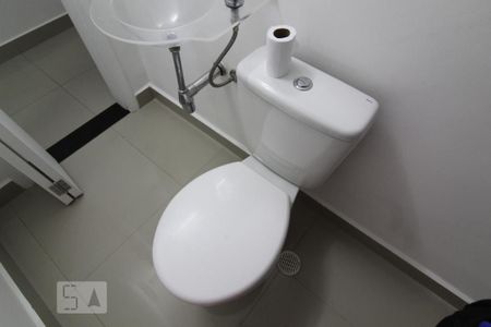 Casa para alugar com 130m², 2 quartos e 2 vagasBanheiro 2