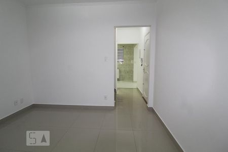 Sala de casa para alugar com 2 quartos, 130m² em Santa Paula, São Caetano do Sul