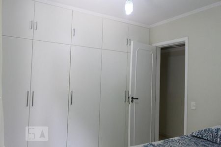 Apartamento à venda com 120m², 3 quartos e 2 vagas Apartamento à venda com 120m², 3 quartos e 2 vagasQuarto 1