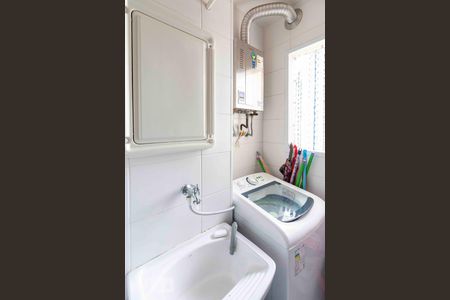 Apartamento para alugar com 58m², 2 quartos e 1 vagaÁrea de Serviço