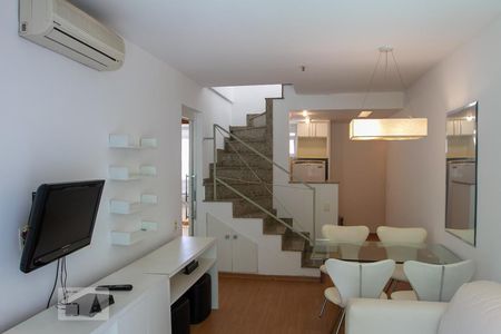 Apartamento à venda com 110m², 2 quartos e 1 vagaSala